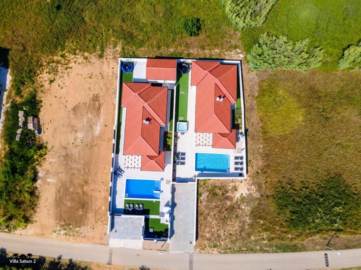 Villas Sabun - Modern House With Heated Pool Privlaka  Kültér fotó